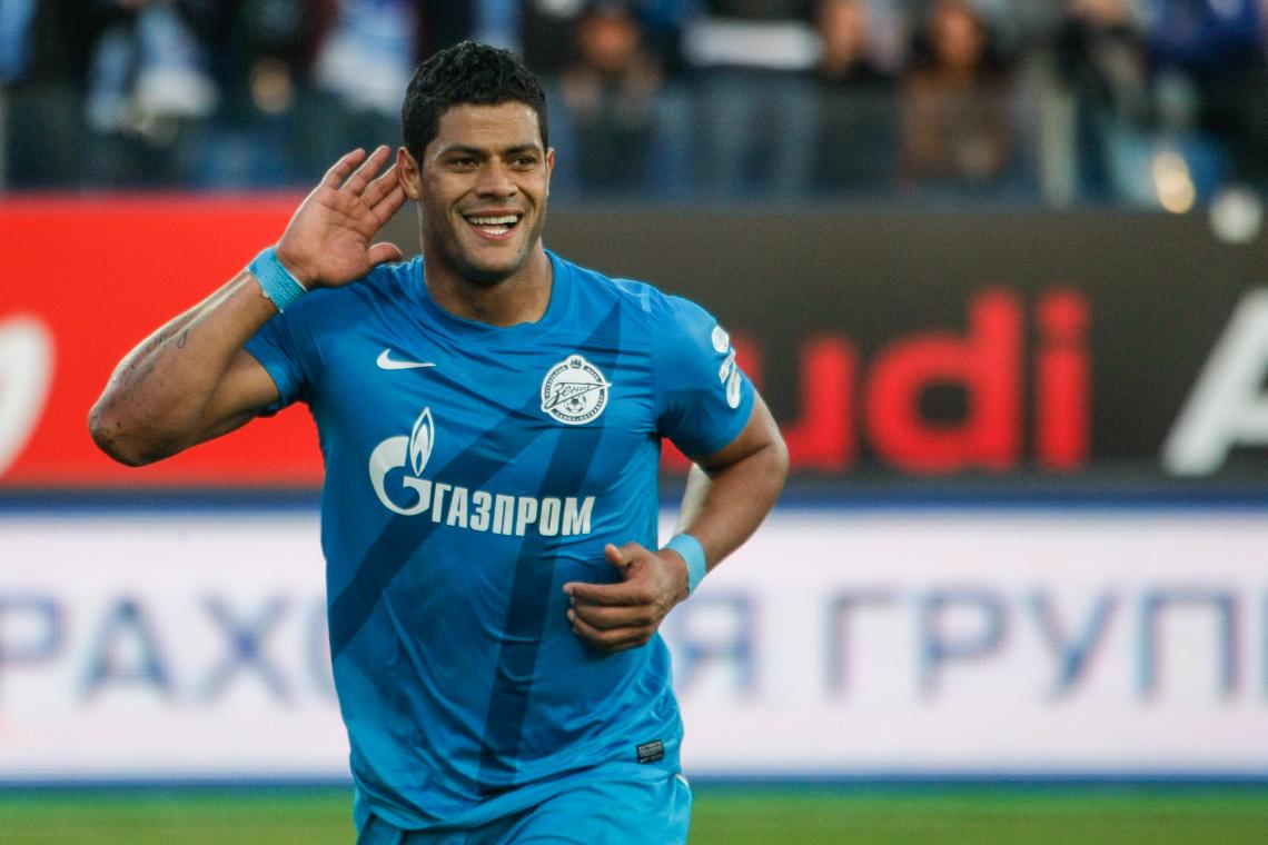 Hulk, con la camiseta del Zenit