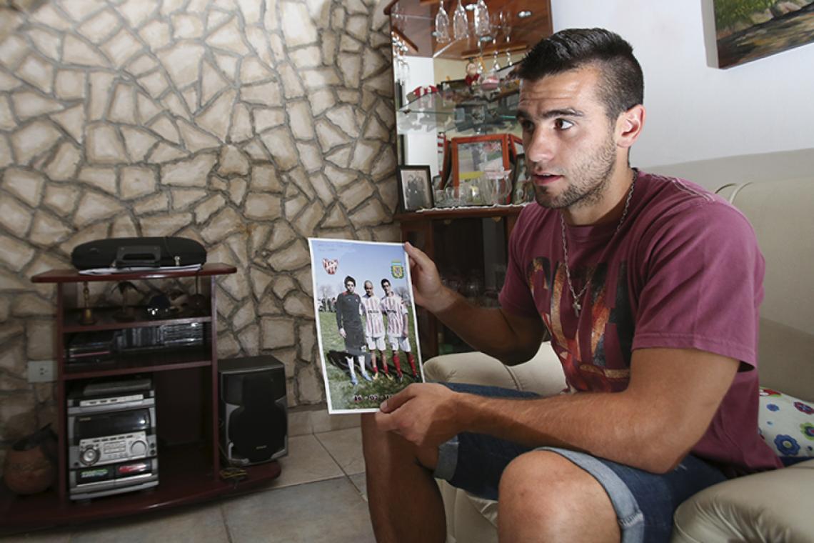 Gotti conserva fotos y camisetas de la etapa que compartió con La Joya.