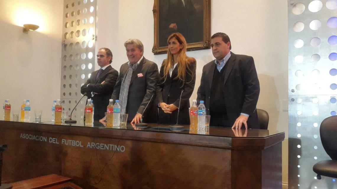 Imagen Comité de Regularización; de izq. a derecha, Javier Medín, Armando Pérez, Carolina Cristinziano y Pablo Toviggino. (Foto: AFA)