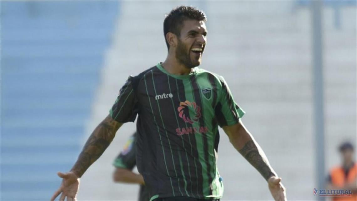 Toledo, con la camiseta del equipo sanjuanino