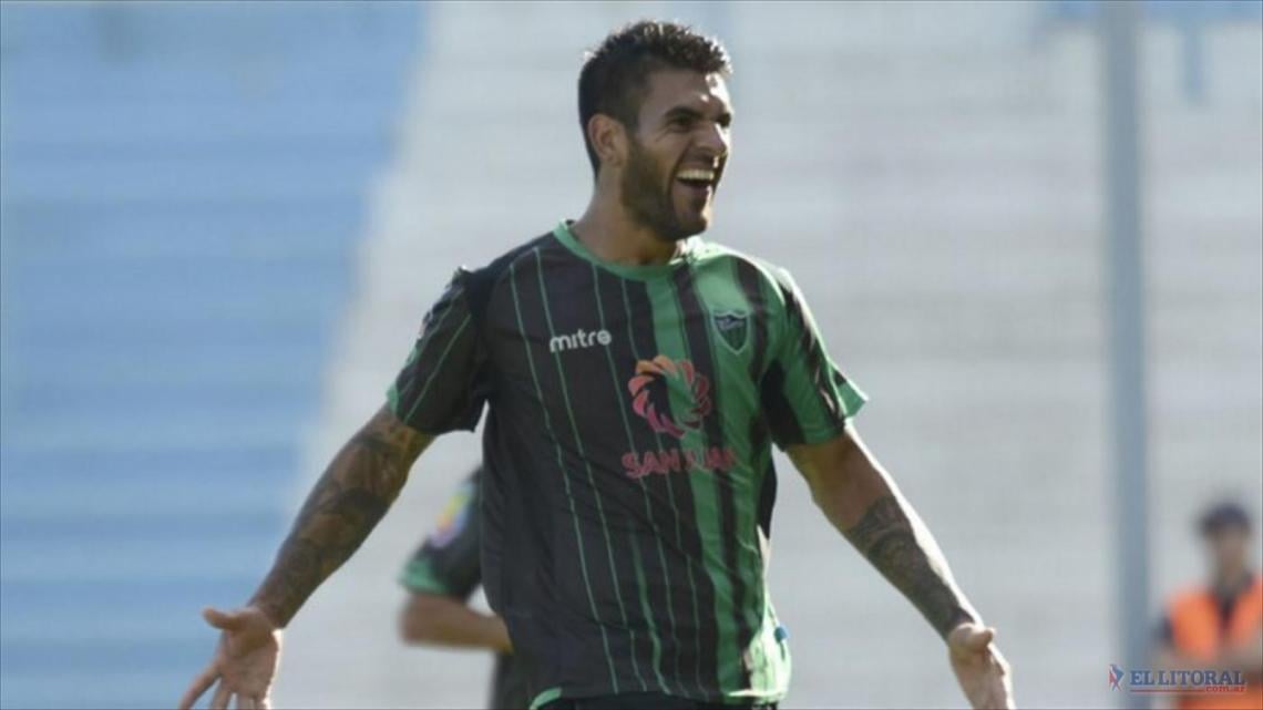 Imagen Toledo, con la camiseta del equipo sanjuanino