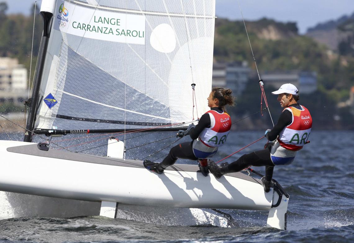LANGE Y CARRANZA, en la regata de este jueves. Foto: Reuters.