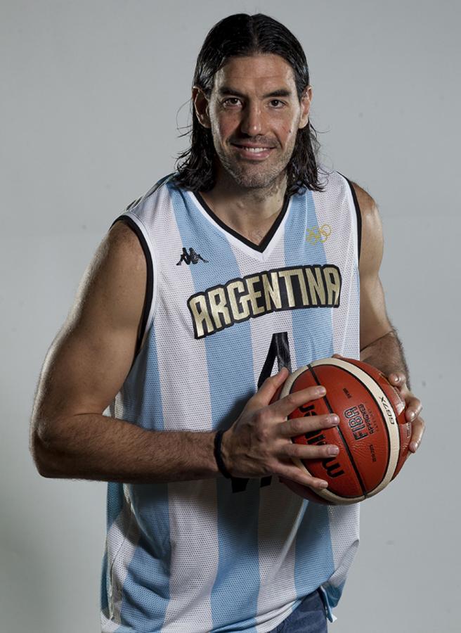 Imagen A los 36 años, el capitán de la Selección de básquet se mantiene mucho más que vigente.