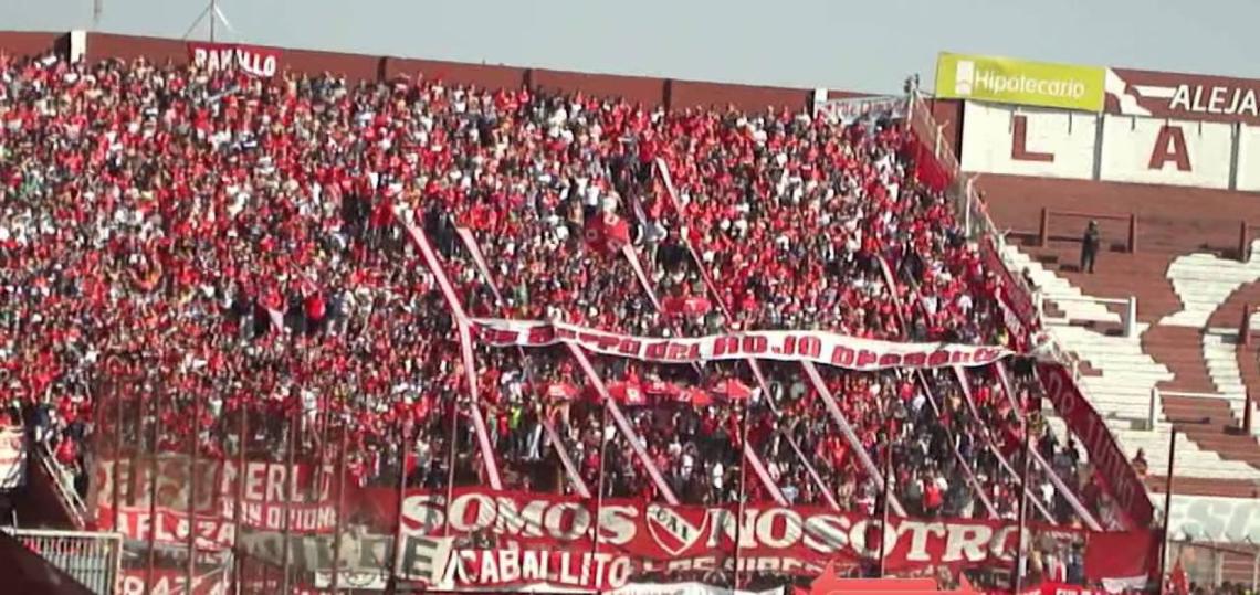 Imagen La hinchada de Independiente, en la cancha de Lanús