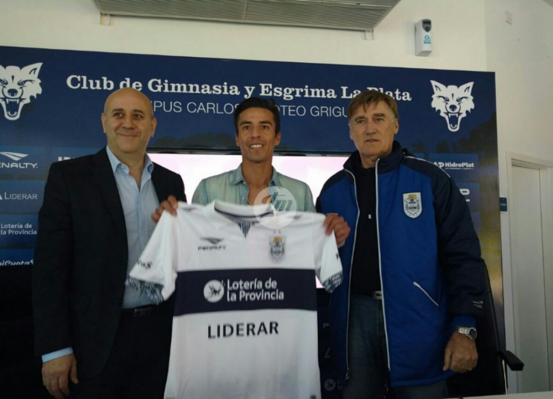 Lucas Lobos Era Gimnasia O Se Terminaba El Futbol Para Mi El Grafico