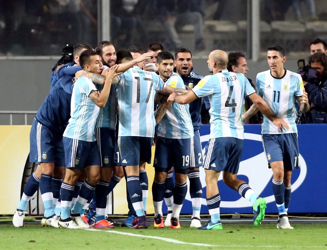 En un duro partido, Argentina empató 22 con Perú El Gráfico