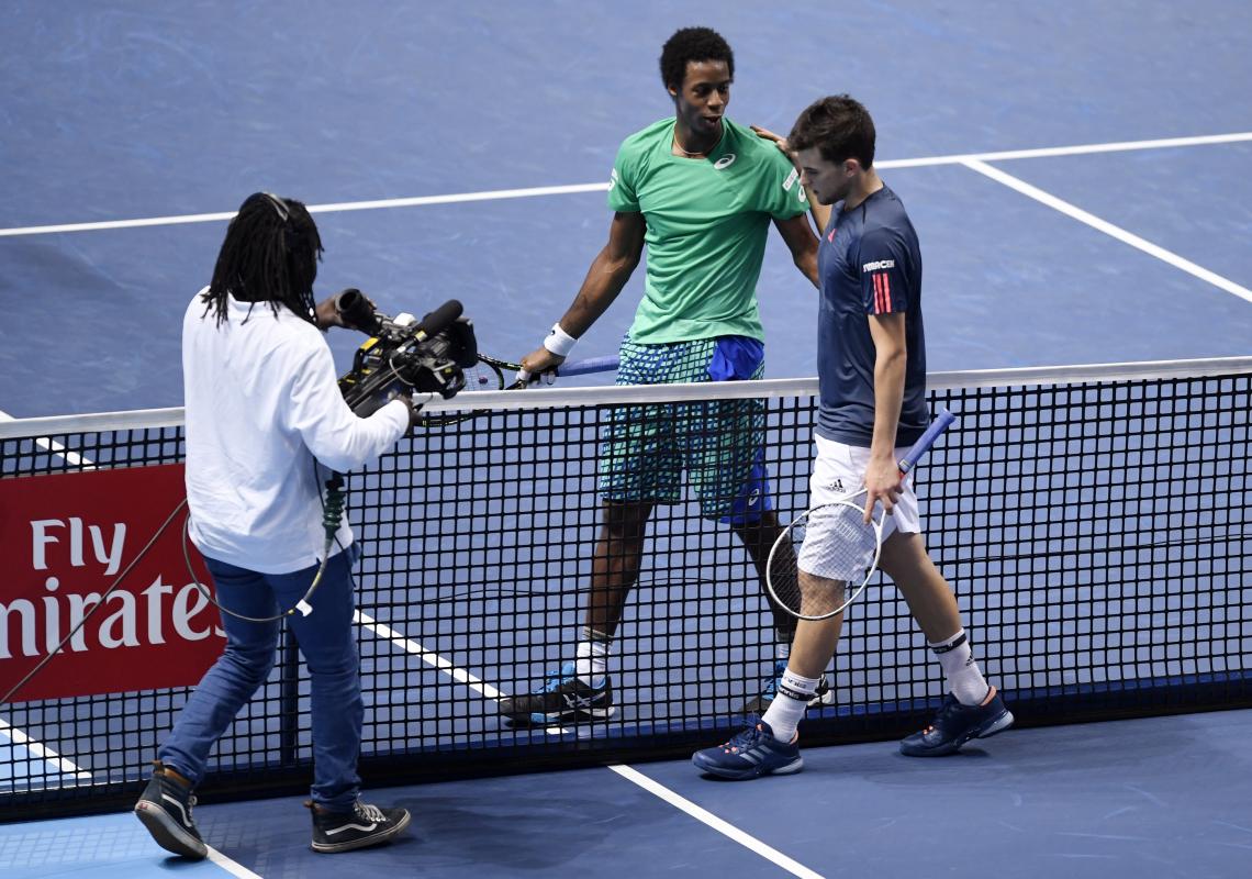 Imagen Thiem saluda a Monfils tras vencerlo