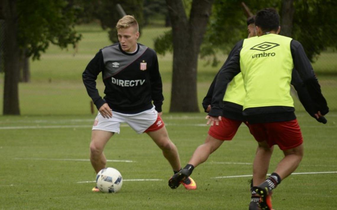 Imagen Santiago Ascacibar, el equilibrio de Vivas