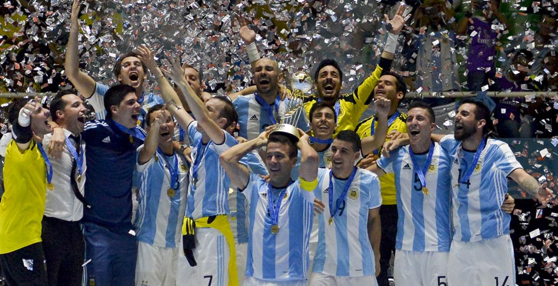 La hora de festejar. Un grupo que hizo y se metió en la historia para siempre.