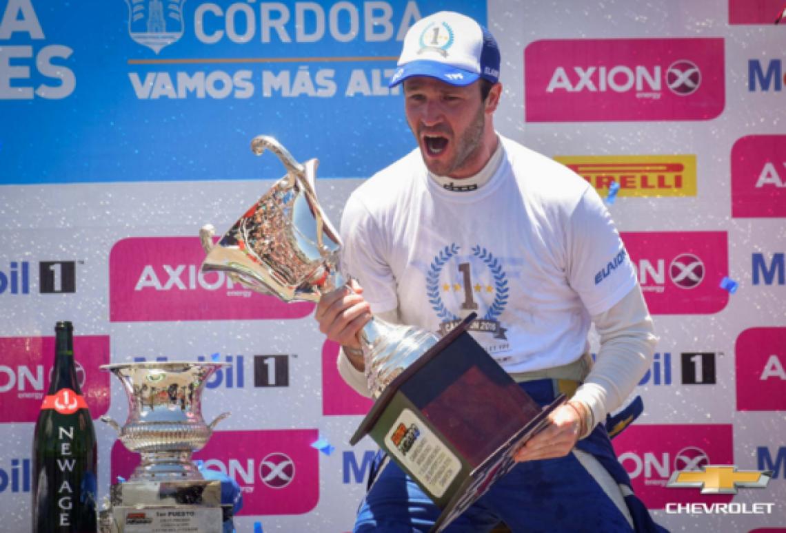 Imagen DISTINCION de FIA Americas Award 2016 para Agustín Canapino, campeón argentino y sudamericano de Súper TC2000