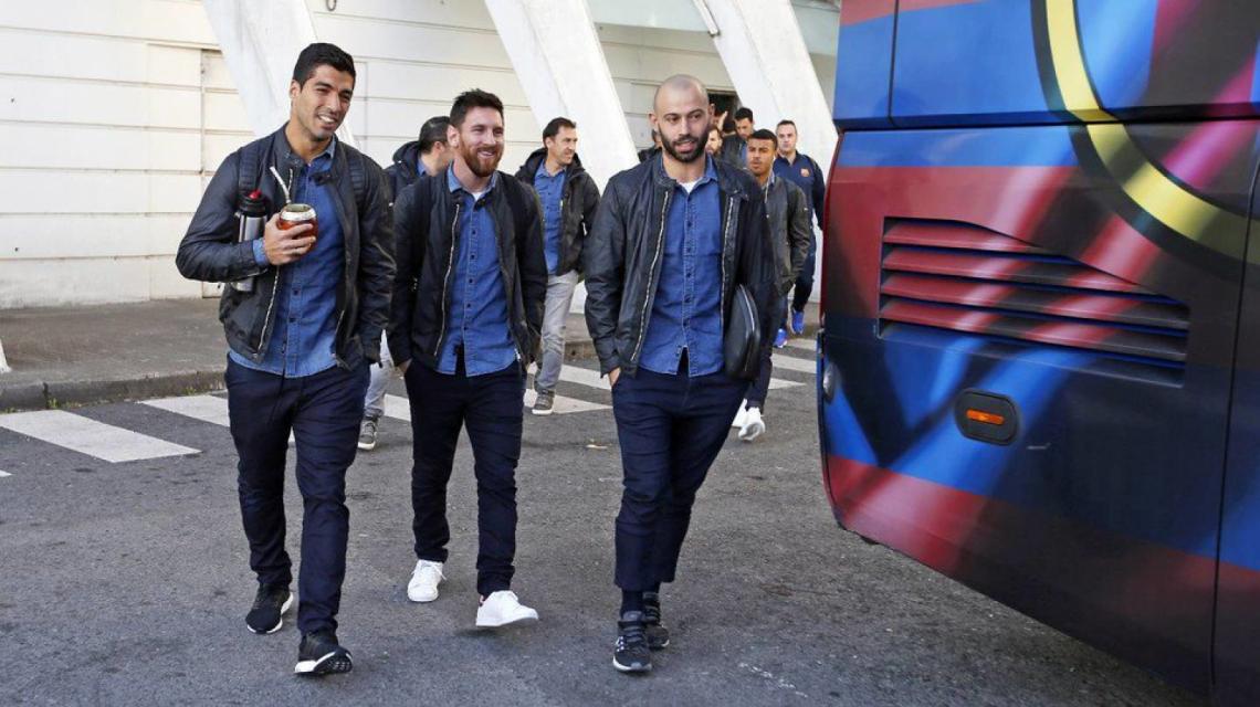 Imagen Messi, Masche y Suárez, llegando a Bilbao