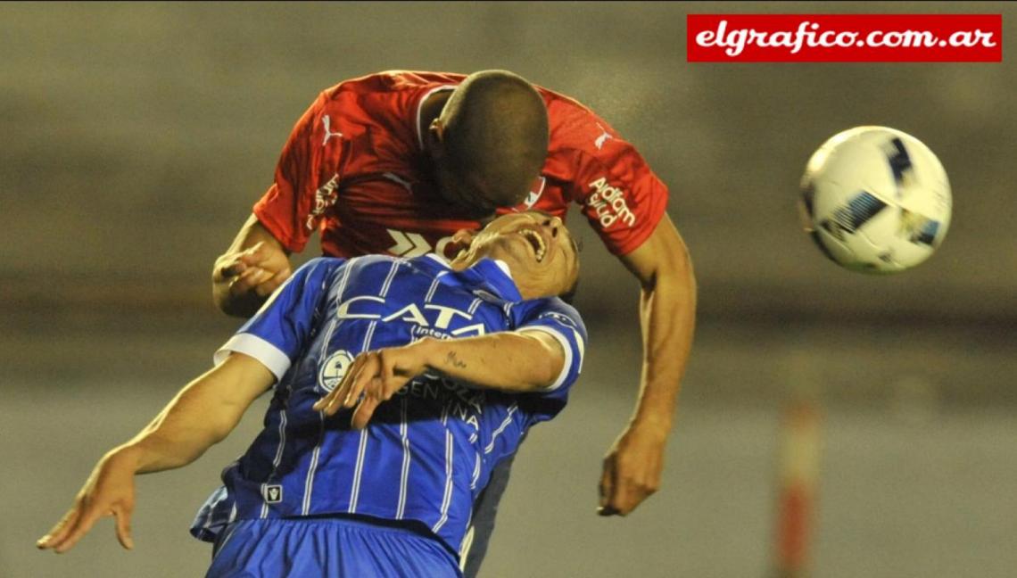 Imagen La vida por la pelota. Independiente - Godoy Cruz.