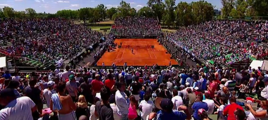 Imagen El estadio, repleto