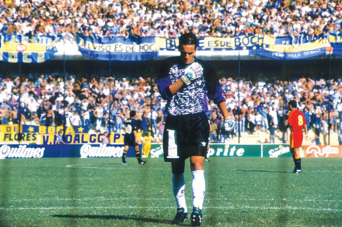 Imagen Debut en Primera División defendiendo a Español contra Boca en La Bombonera. Ganó el local 4-1.