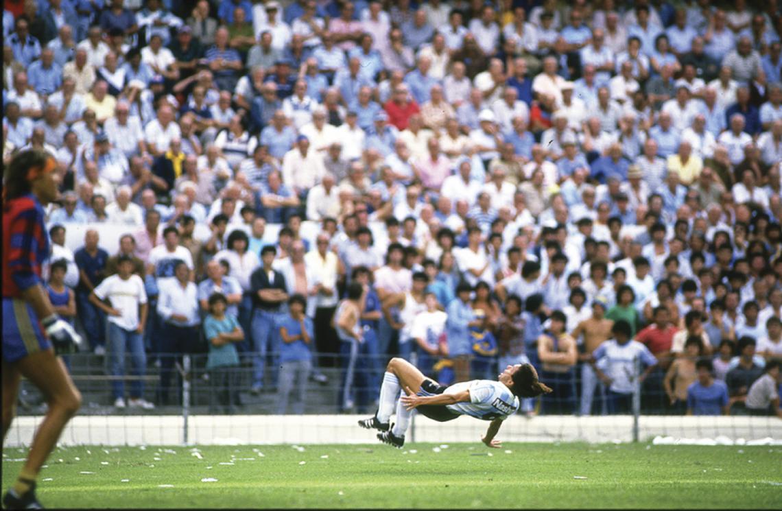 Imagen Su clásico festejo, en Racing. Lo aprendió en Huracán. 