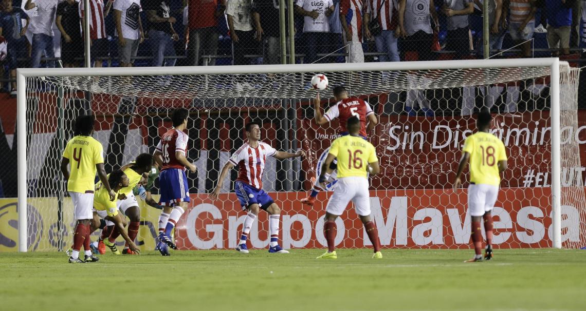 Paraguay le ganó a Ecuador y sigue con vida | El Gráfico