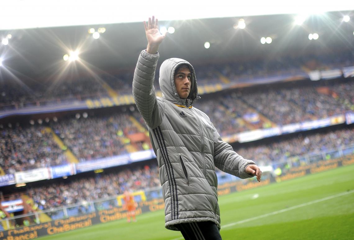 Imagen Dybala, saludando a los hinchas de Juventus. ¿Se acerca la despedida?