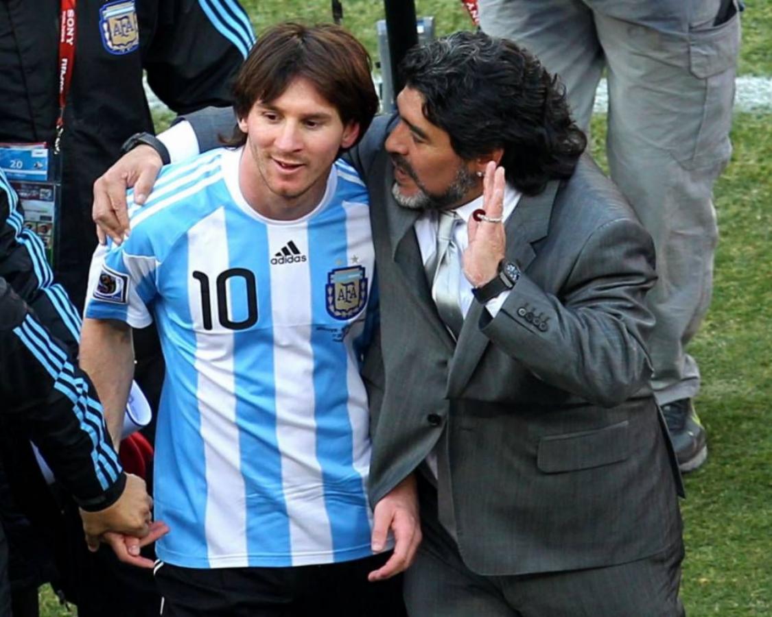 Imagen Maradona y Messi, durante el Mundial de Sudáfrica 2010.