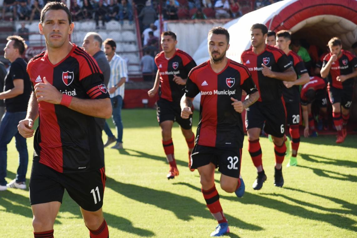 Imagen Los referentes del plantel, en el partido ante Huracán.