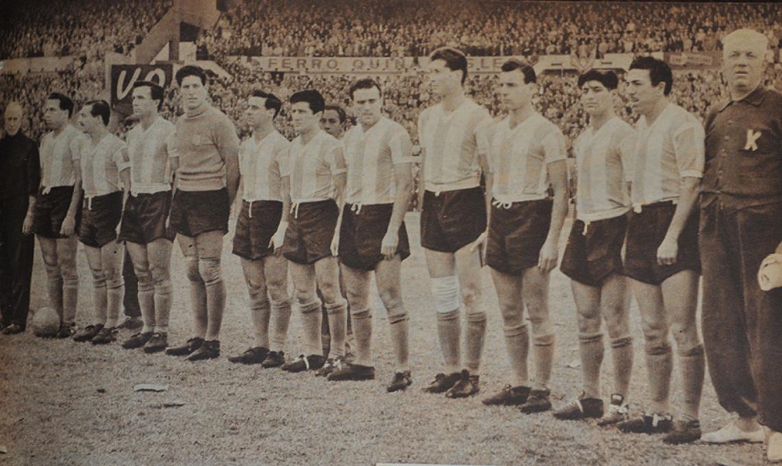 Un siglo en pequeñas historias, 1956 El Gráfico