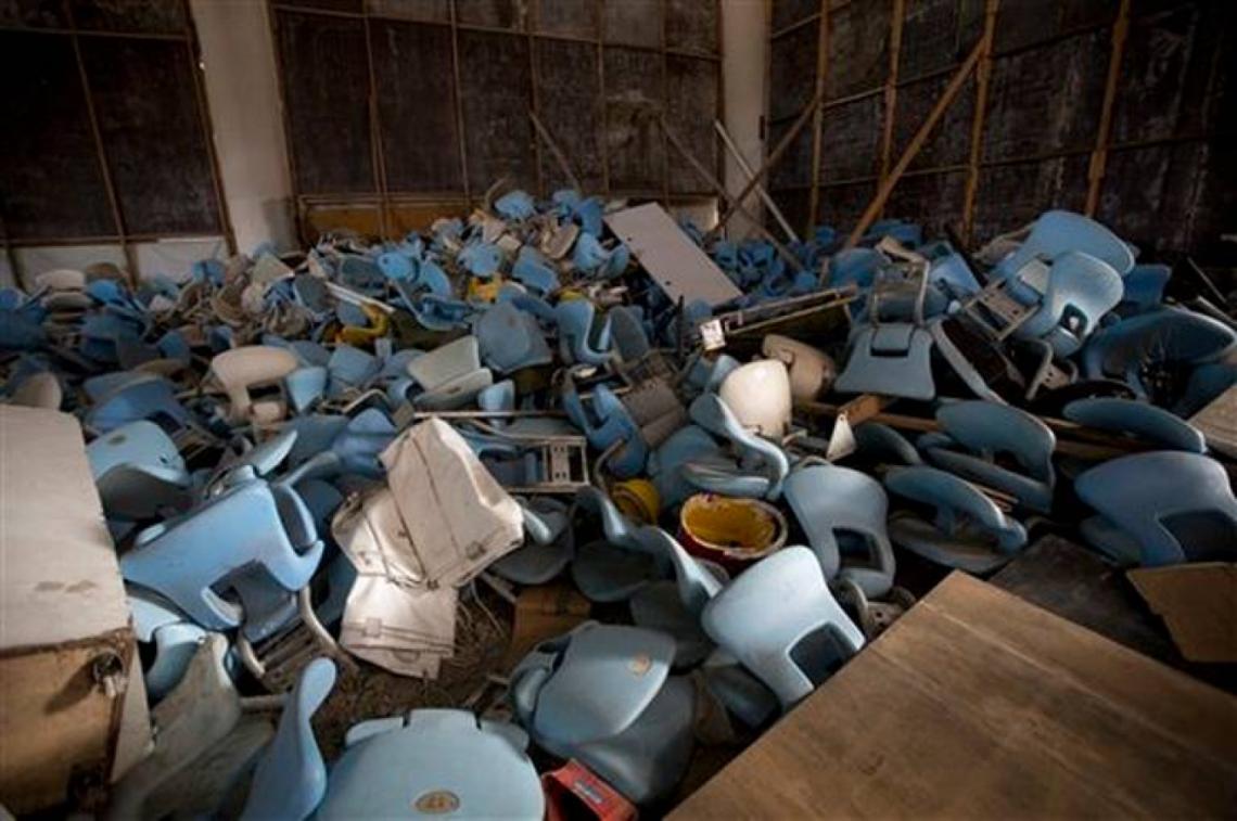 Imagen En esta foto de archivo del 2 de febrero de 2017, sillas aparecen amontonadas dentro del estadio Maracaná, una de las sedes de los Juegos Olímpicos de 2016 en Río de Janeiro. (Foto: AP)