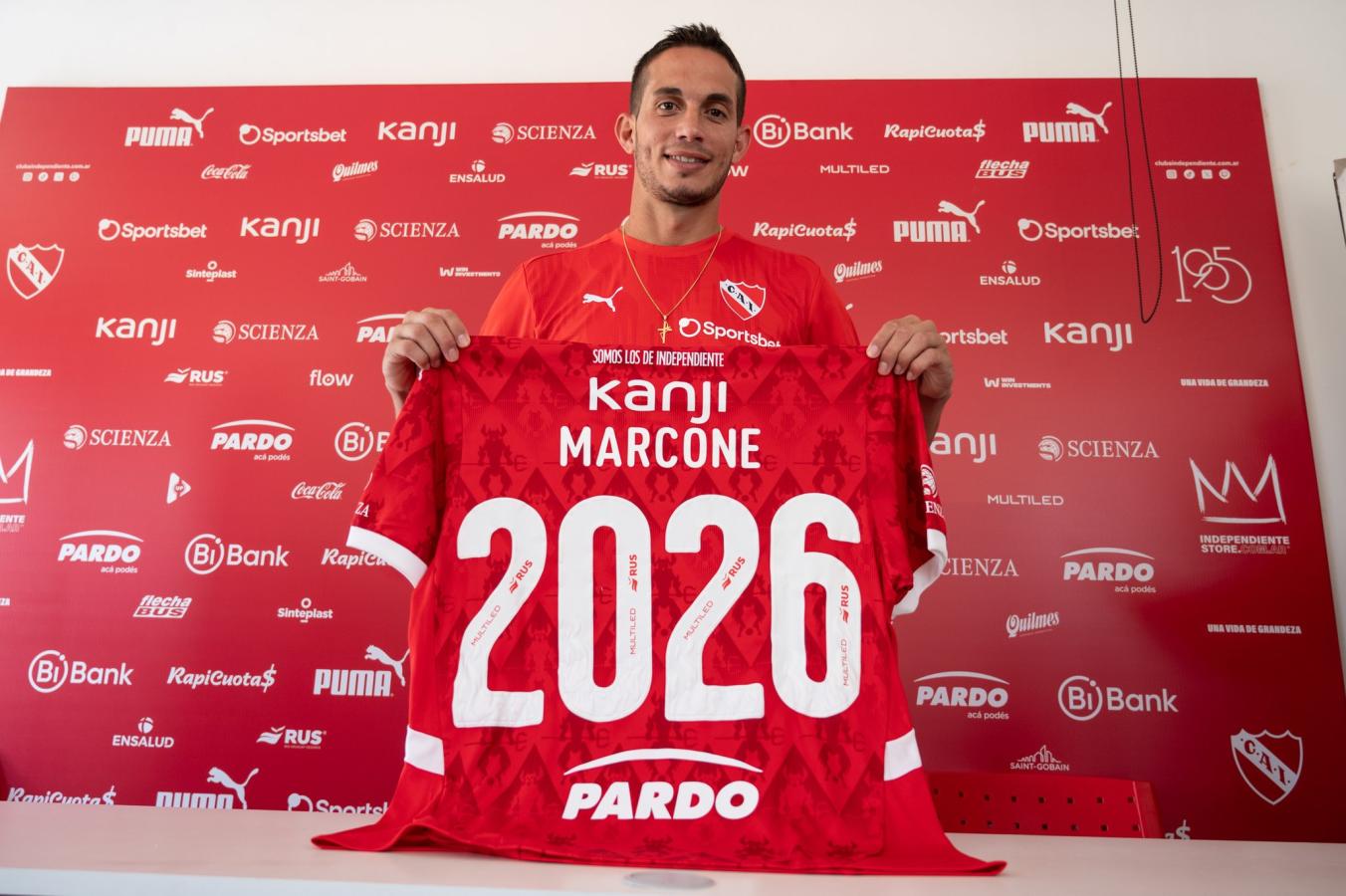 Imagen La alegría en el rostro de Iván Marcone tras renovar hasta 2026.