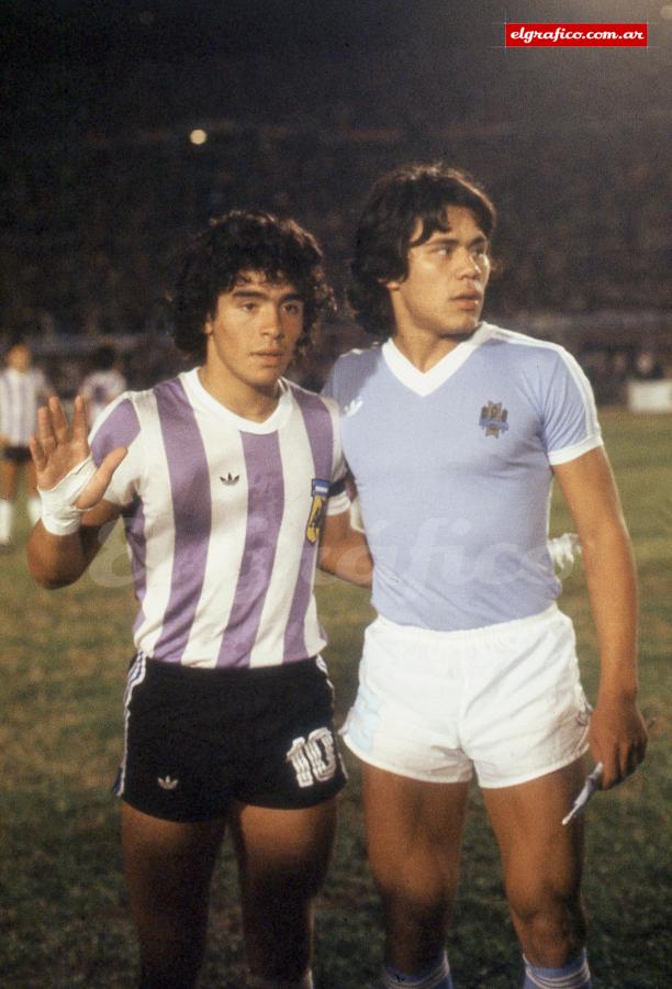 Imagen El oriental sería el campeón Sudamericano, el argentino sub campeón, pero unos meses más tarde Diego sería campeón mundial en Japón.