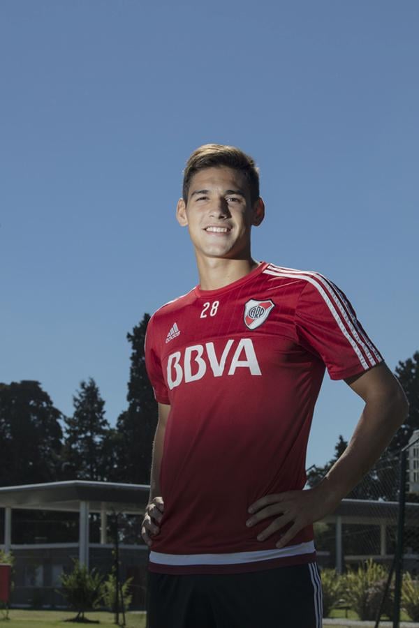 El chino, con el número 28 que lo identifica. Gran futuro.