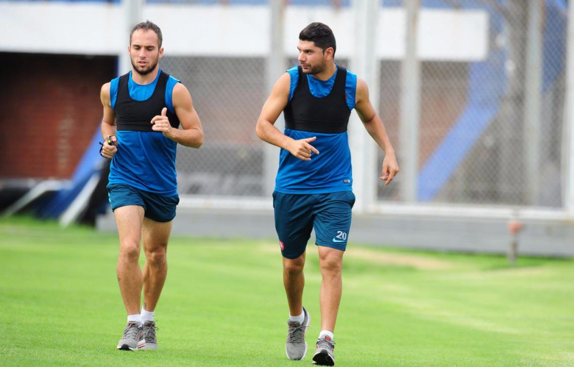 Imagen Belluschi, trotando con Orti en una práctica.
