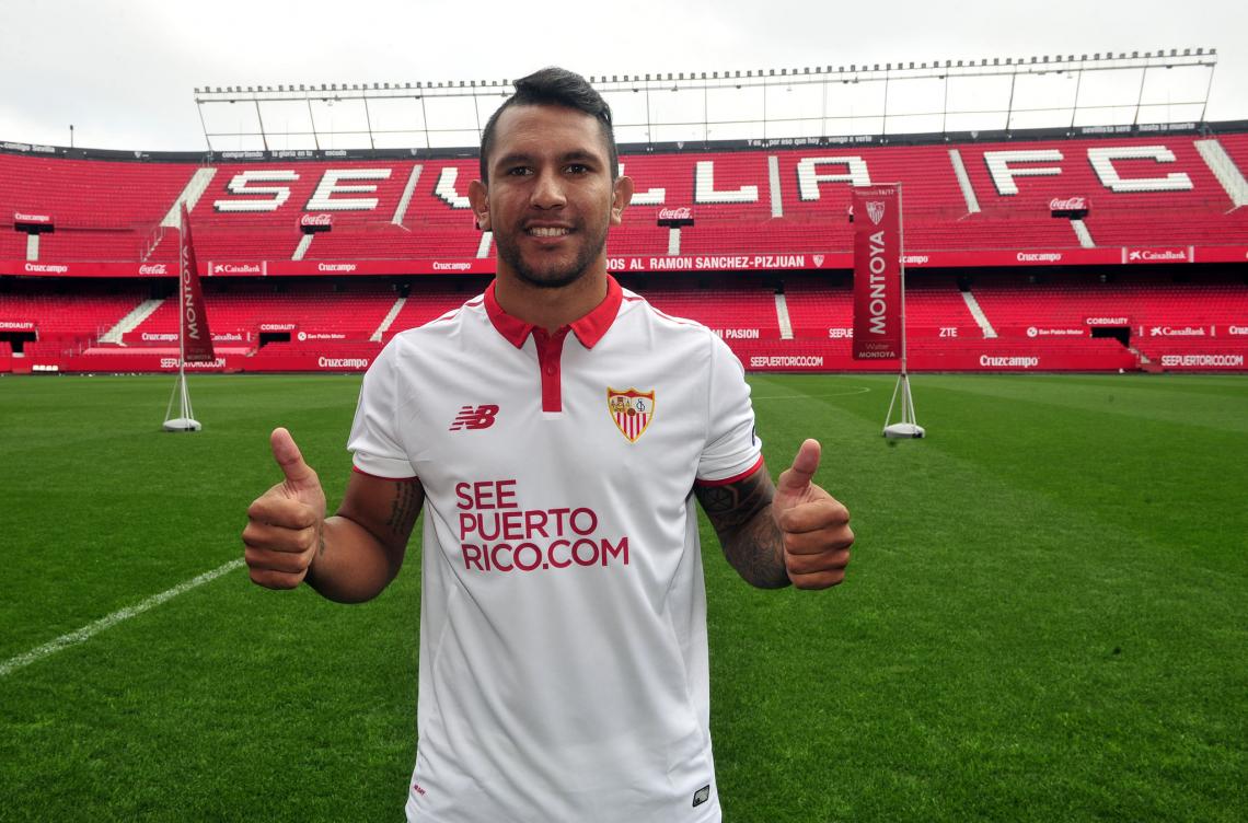 Imagen Montoya, en su presentación en el Sevilla.