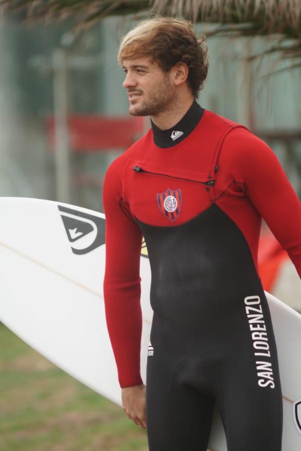 Imagen Muñiz promete competir con su nuevo traje. "Quiksilver me autorizó y no lo dudé", contó.