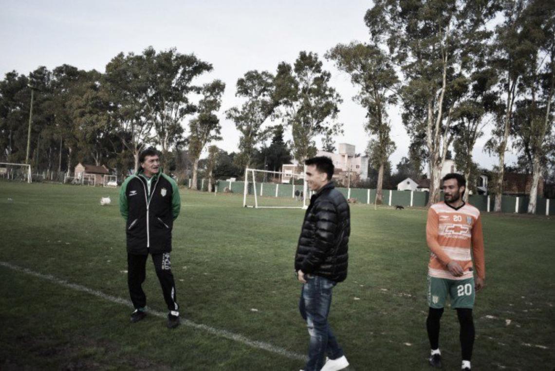 Imagen Mouche fue dirigido por Falcioni en Boca Juniors en la temporada 2011-2012 cuando el club xeneize se consagró campeón del campeonato de Primera División y la Copa Argentina.
