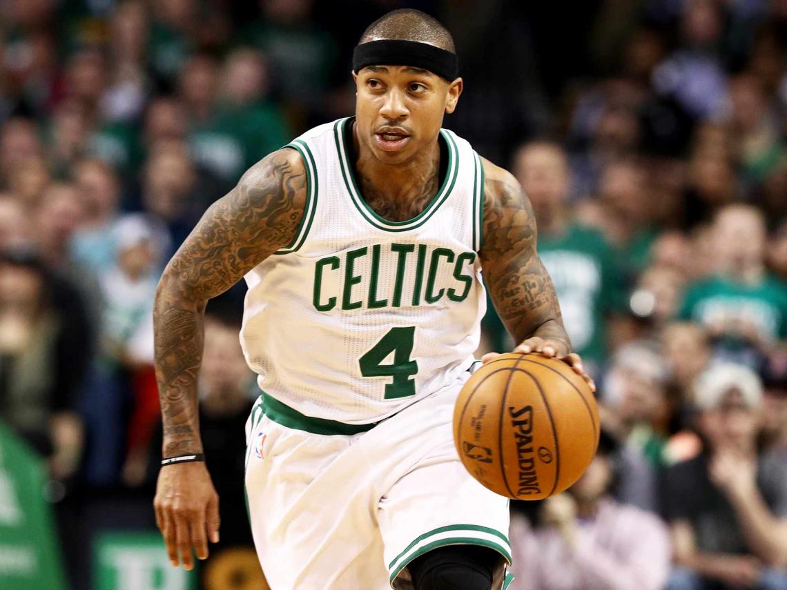 Imagen Isaiah Thomas, jugando para Boston.
