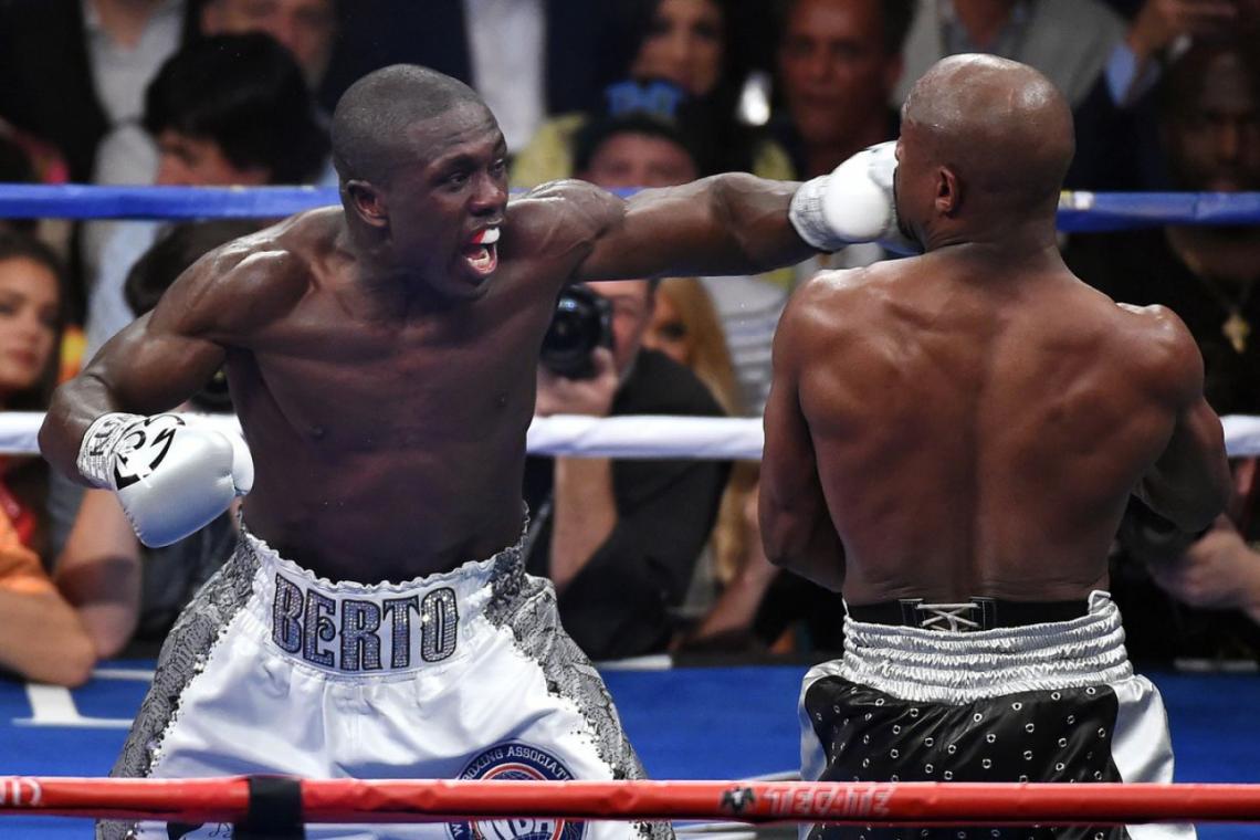 Imagen Berto, durante su pelea ante Mayweather.