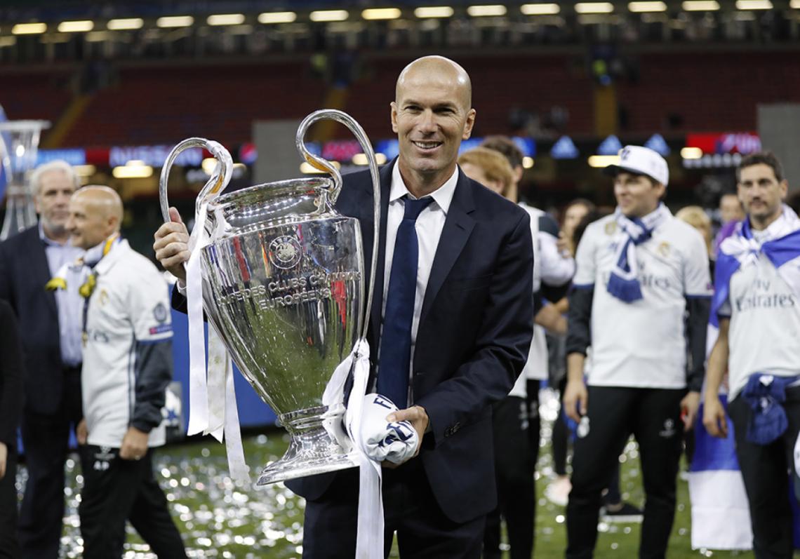 Imagen Zidane integra el G7 de los que lograron la Copa de Europa como jugador y como DT, junto a Miguel Muñoz, Trapattoni, Cruyff, Ancelotti, Rijkaard y Guardiola.