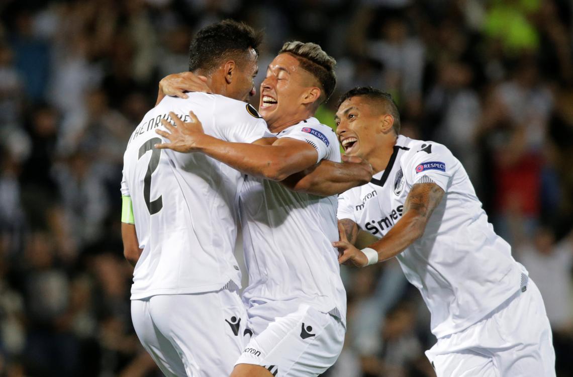 Imagen El festejo del gol de Vitoria.