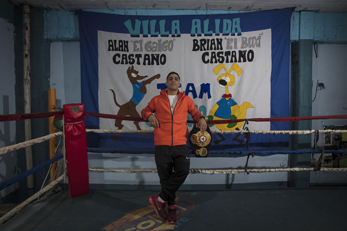 Imagen En el ring de la Sociedad de Fomento de Villa Alida forjó su perfil de notable campeón.