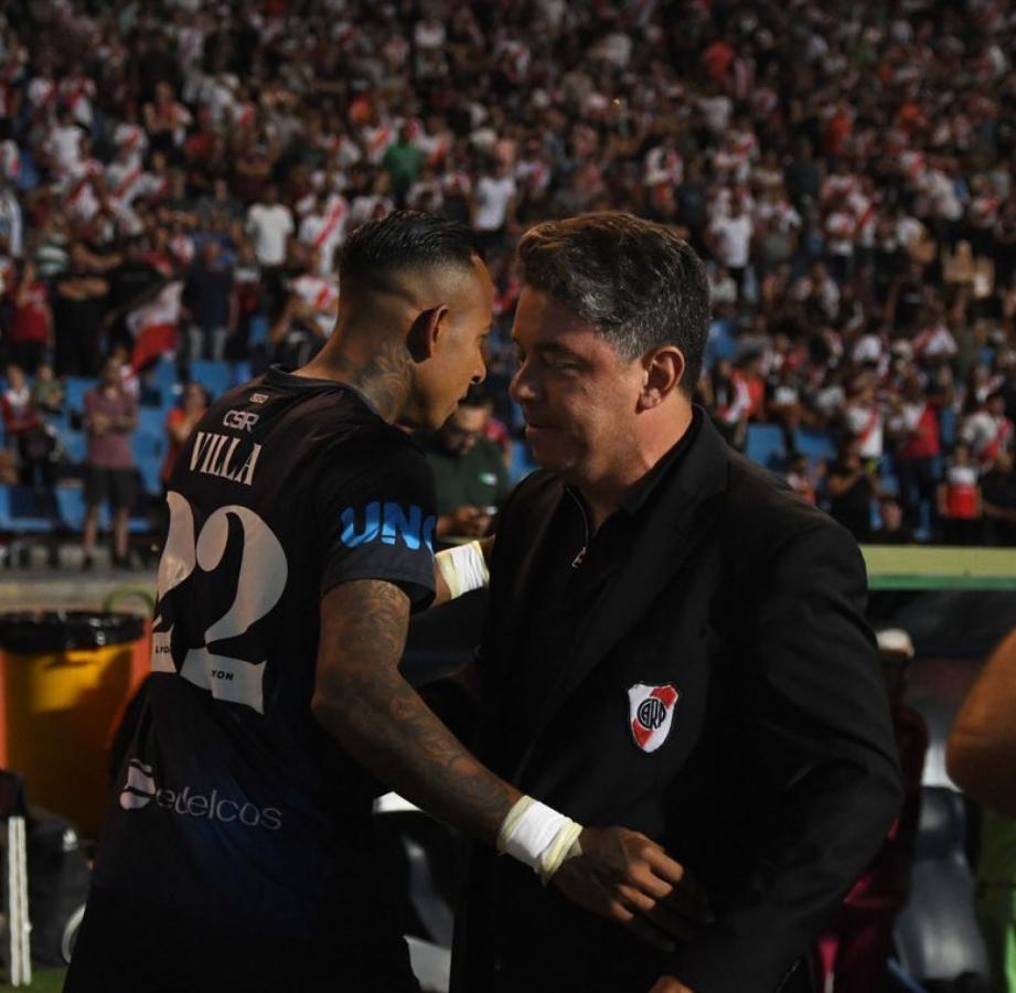 Imagen Villa: "Si me llama Marcelo Gallardo, mañana mismo viajo a la Argentina".