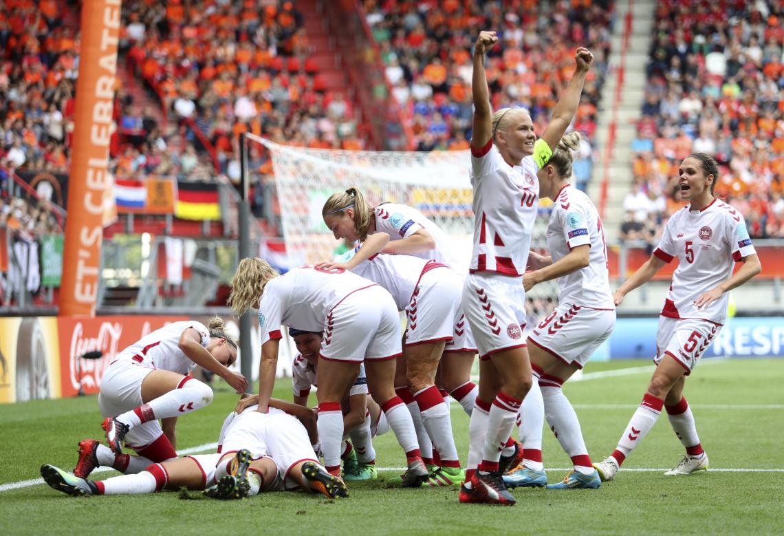 Imagen Dinamarca dejó afuera a Alemania, que había ganado seis Euros en forma consecutiva.