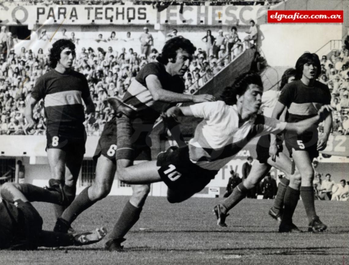 Imagen 3 de noviembre. Torneo Nacional 1974. River 1 - 1 Boca 1.