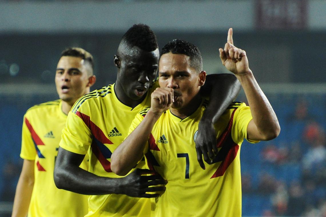 Imagen Bacca, festejando su gol.