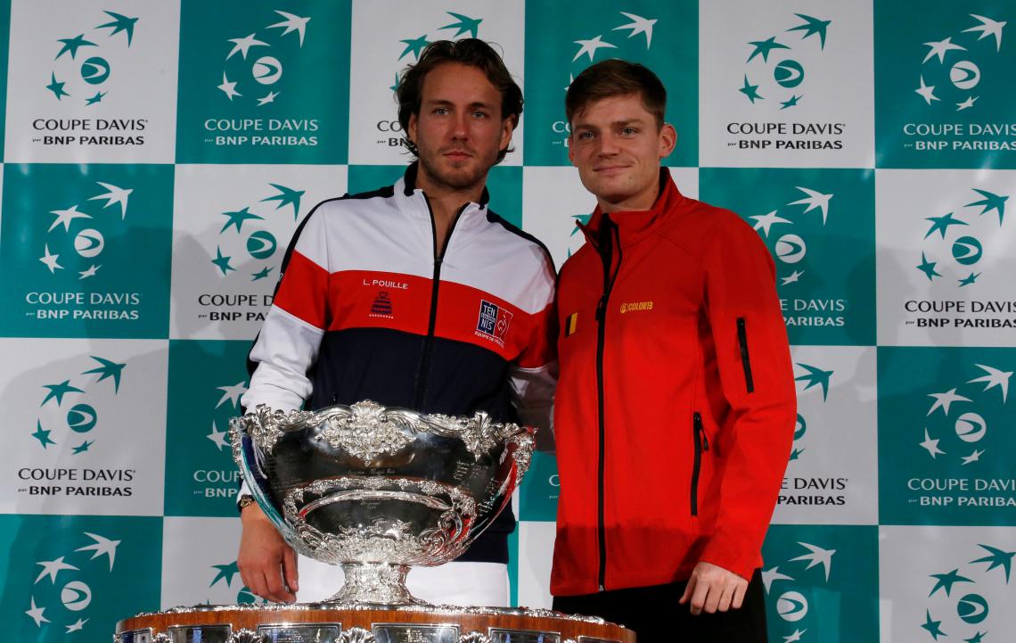 Imagen Pouille y Goffin, posando con la Ensaladera.