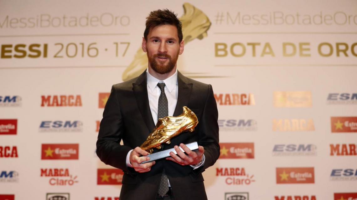 Imagen Messi, con su premio.