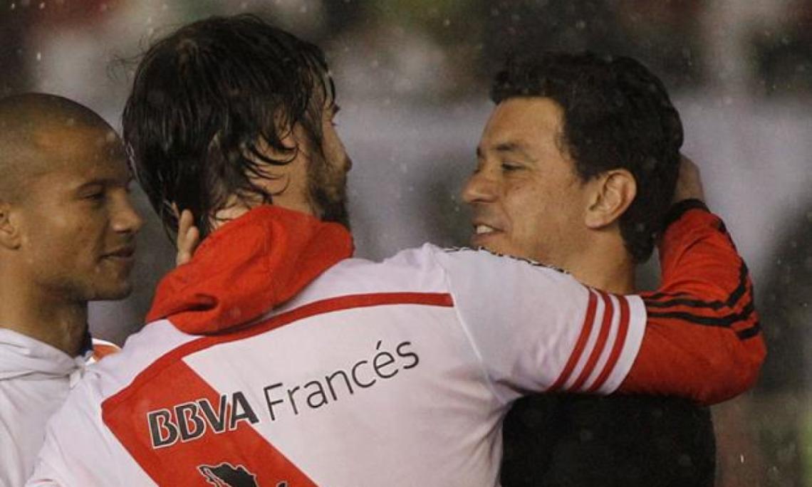 Imagen Gallardo y Cavenaghi, festejando la Libertadores 2015.
