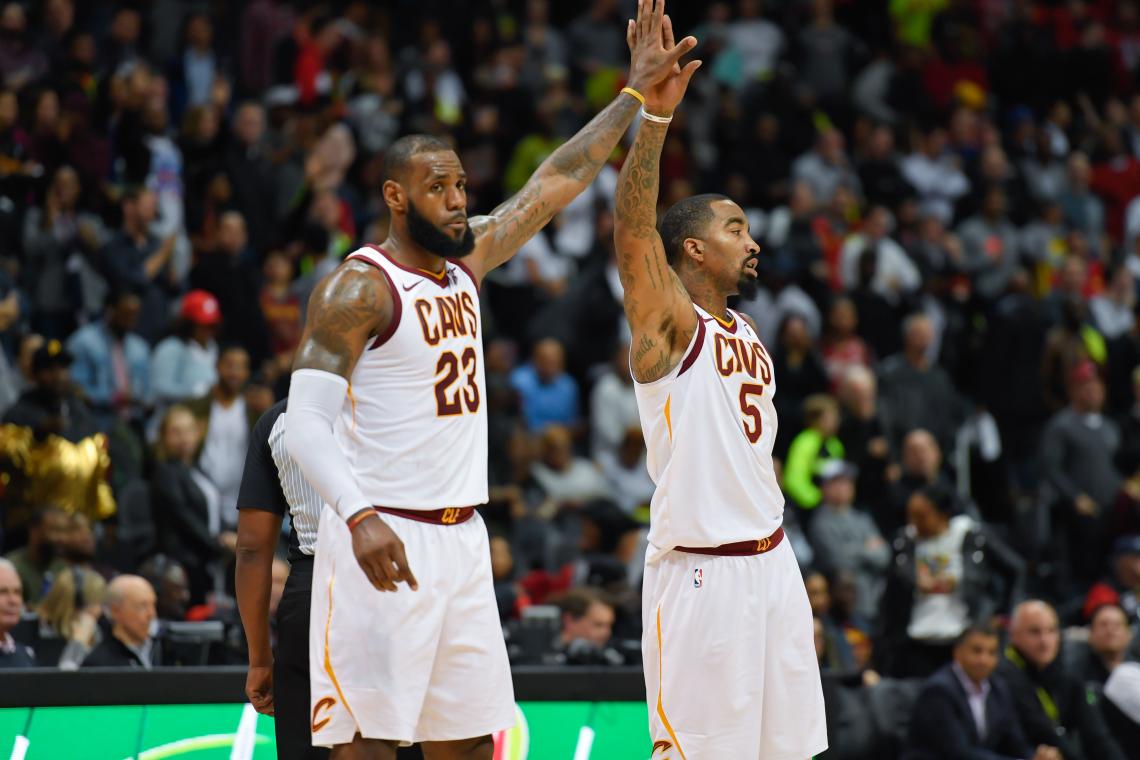 Imagen LeBron, celebrando con JR Smith.
