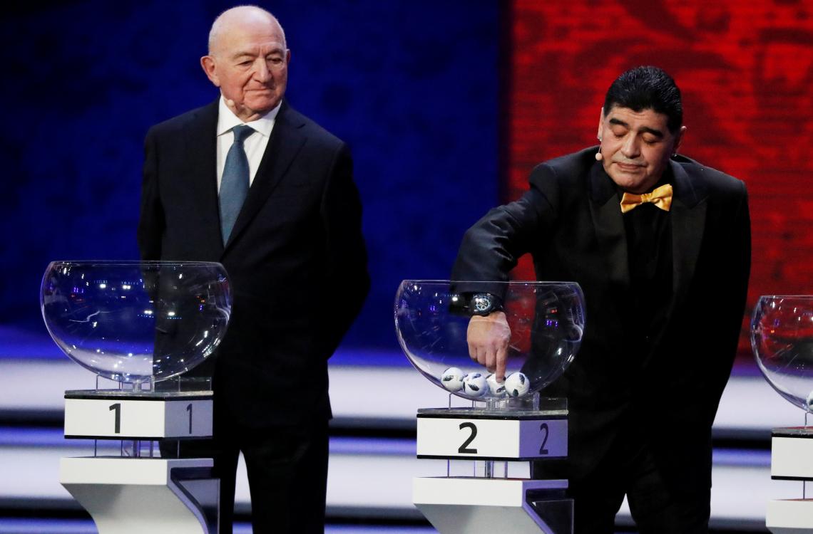 Imagen Maradona, durante el sorteo.