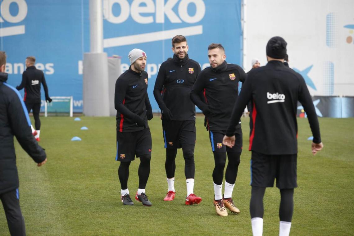 Imagen Masche, sonriendo junto a Piqué.