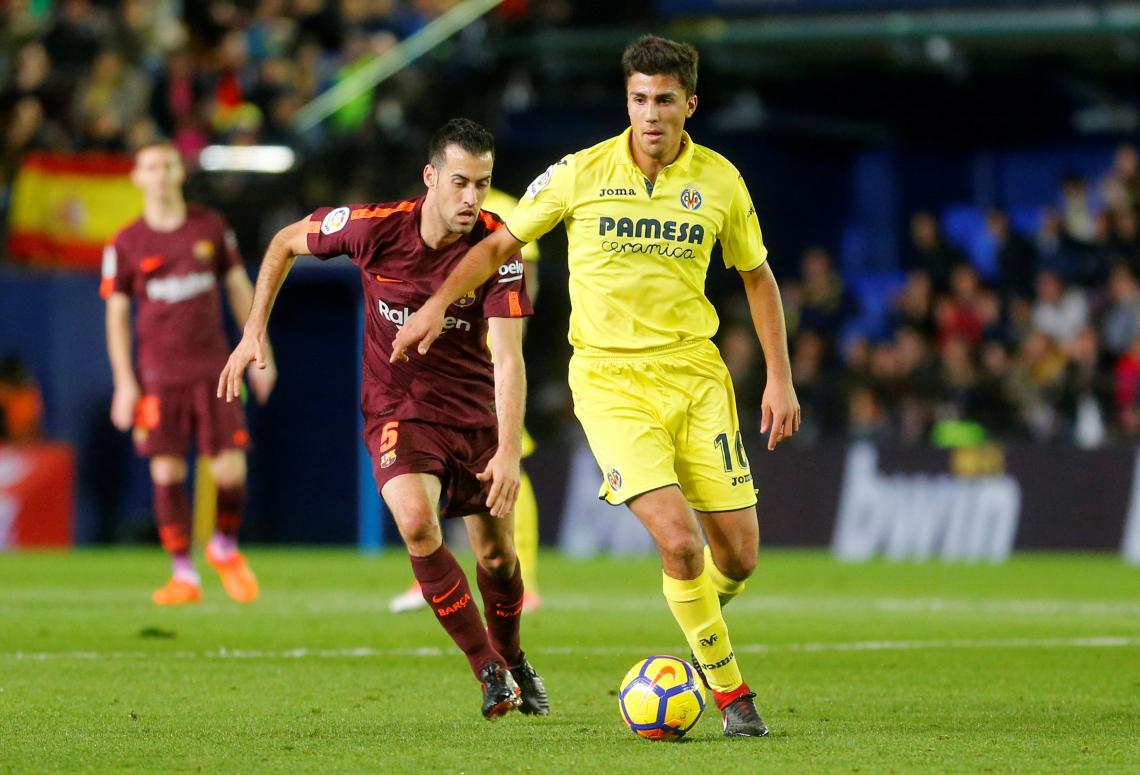 Imagen Rodri, marcado por Busquets.