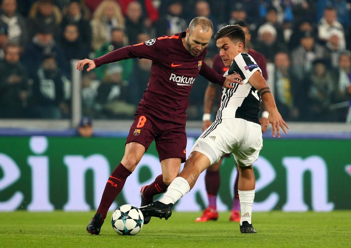 Imagen Iniesta, gambeteando a Dybala en el último Barcelona-Juventus.