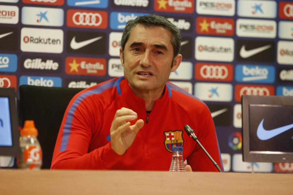 Imagen Valverde, en conferencia.